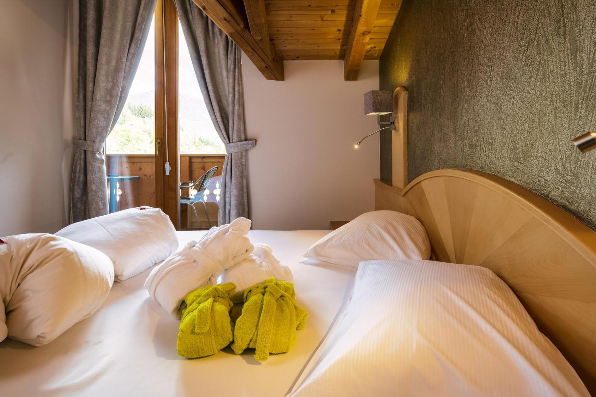 Kinderhotel Laderhof Ladis Esterno foto