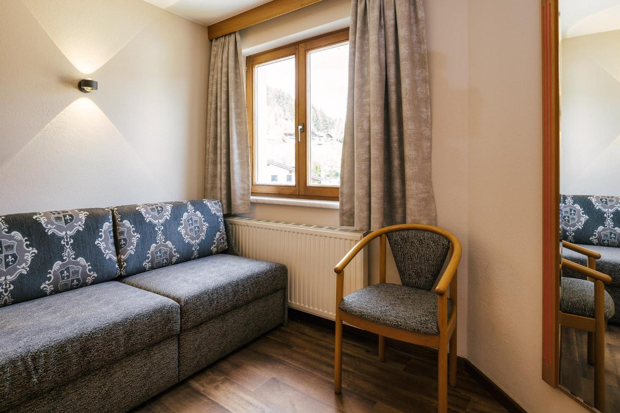Kinderhotel Laderhof Ladis Esterno foto